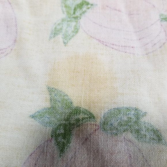 Tag's Retro Kitchen Apron in Bright Yellow Fall & Thanksgiving Kitchen Apron - Picture 5 of 9